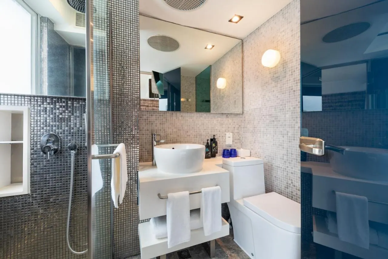 The Aberdeen Harbour By Ovolo Hongkong Hotel