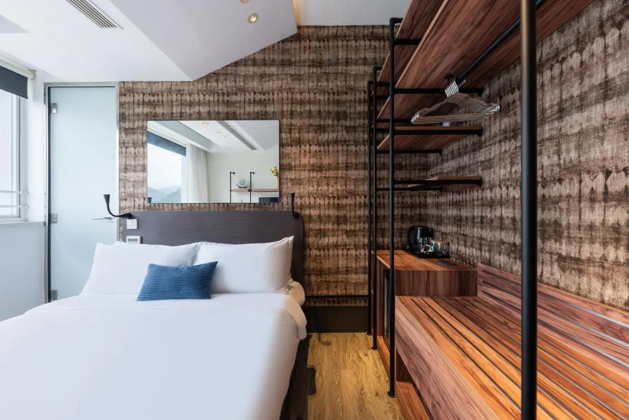 The Aberdeen Harbour By Ovolo Hongkong Hotel