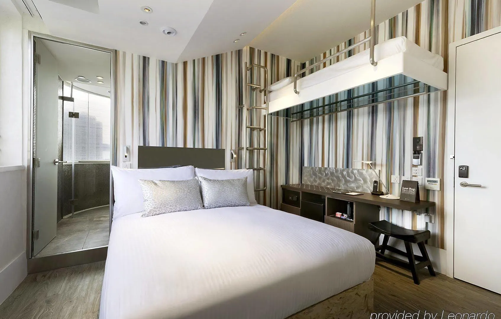 The Aberdeen Harbour By Ovolo Hongkong Hotel