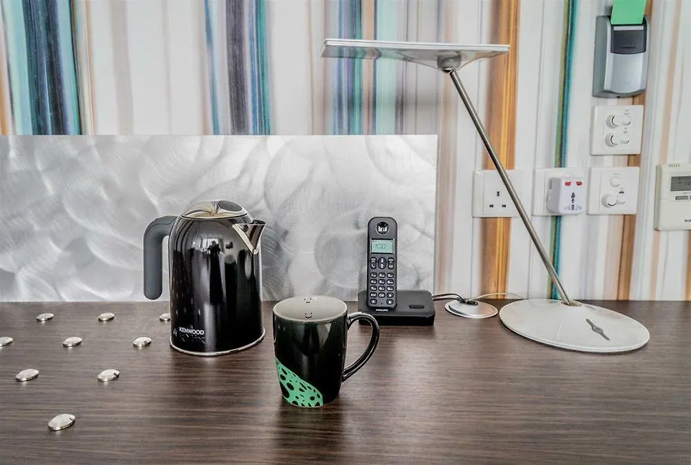 Hotel The Aberdeen Harbour By Ovolo Hongkong